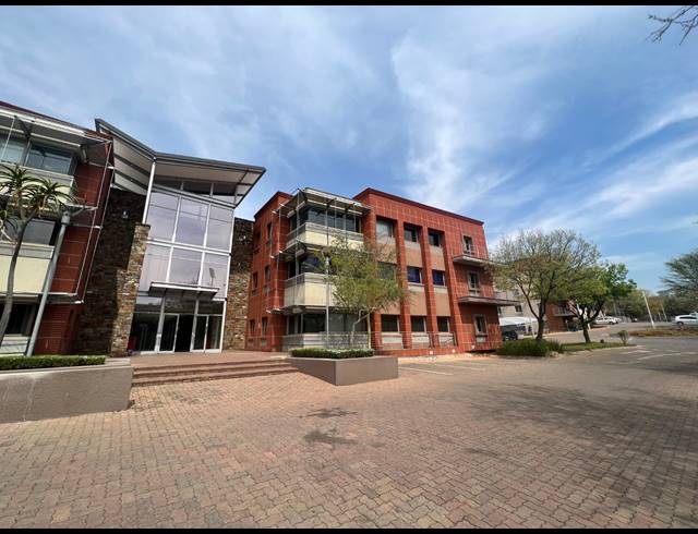 191M² OFFICE TO LET IN ILLOVO